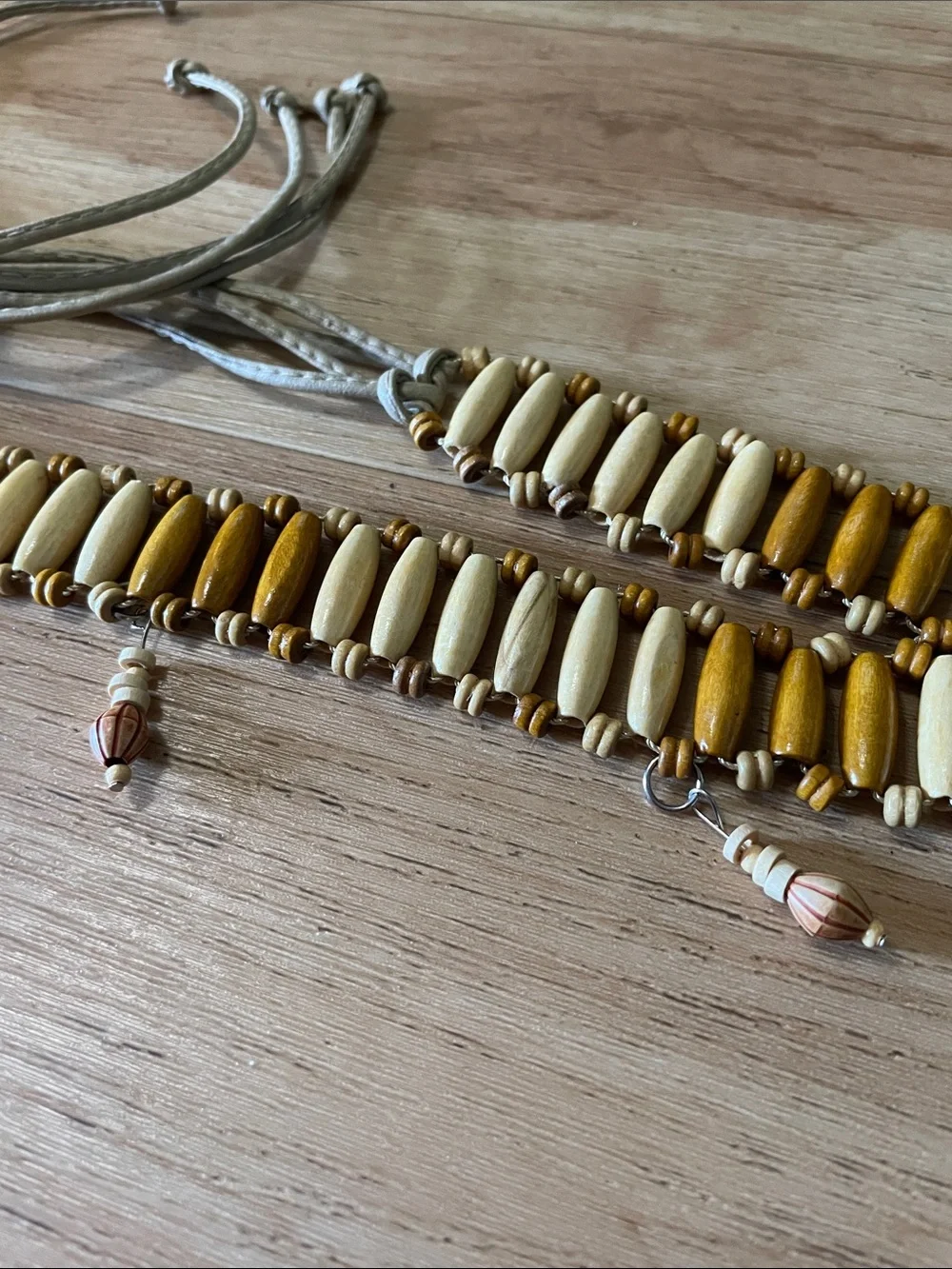 Beaded Adjustable Waist Belt in Ivory and Amber